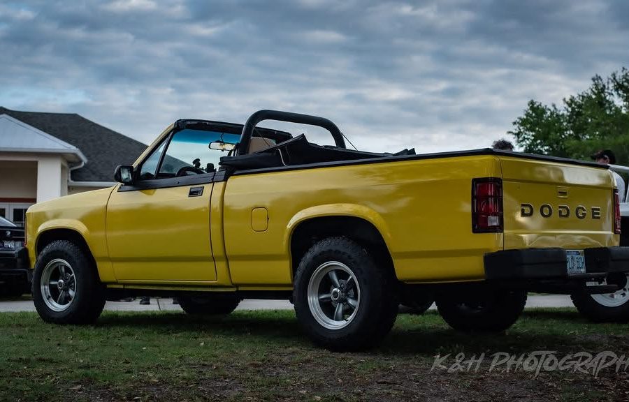 1990 Dodge Dakota Convertible, photo 2
